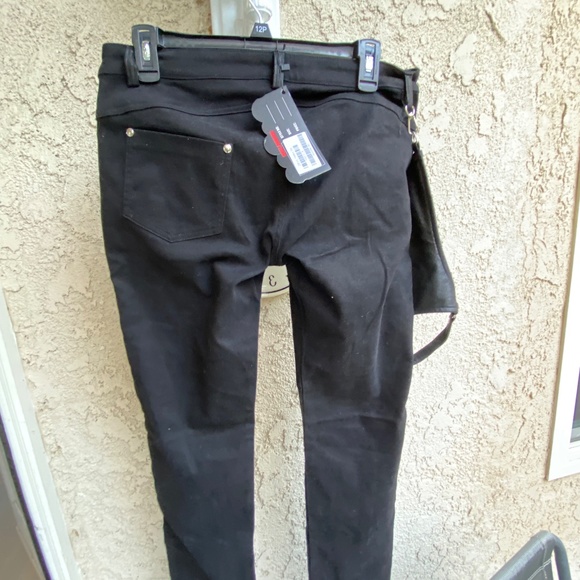 Super cool Devil Fashion Black /Punk Goth Jeans NWT - Picture 3 of 4